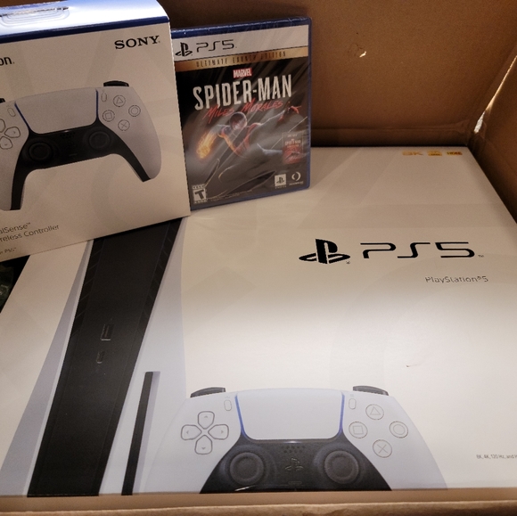 PS5 Bundle - Picture 1 of 1